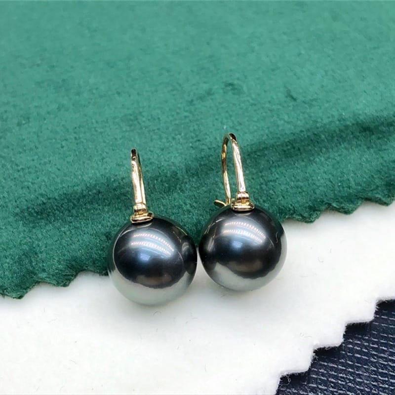 Genuine 18 karat gold solid earring hoops,Au750 stamped gold with natural tahitian black saltwater pearls, round green luster, 75% of gold