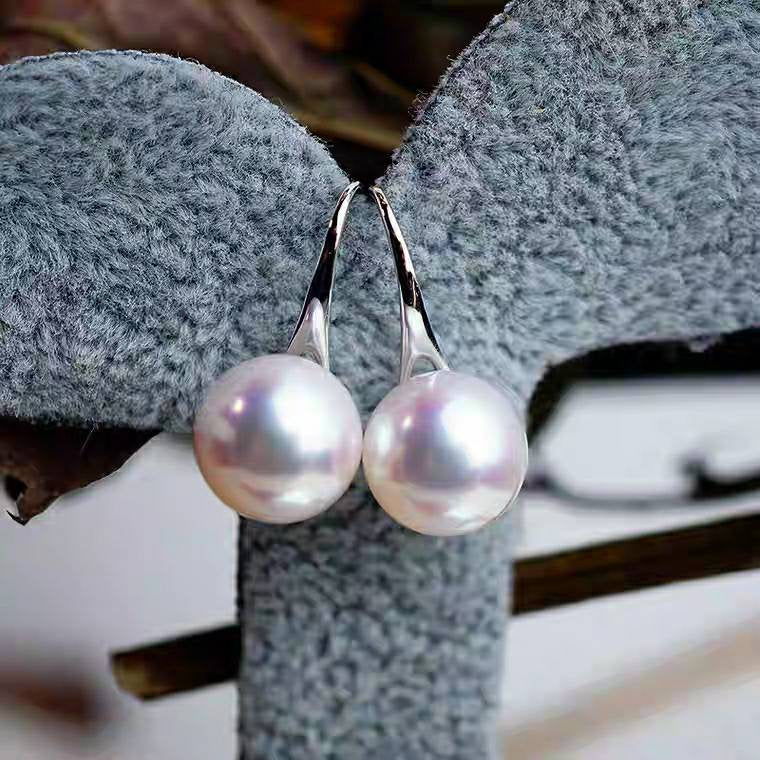 Genuine 18K gold solid hook earrings, Au750 gold , 75% gold earring hooks,dangle , Japanese Akoya natural pearls white with pink luster