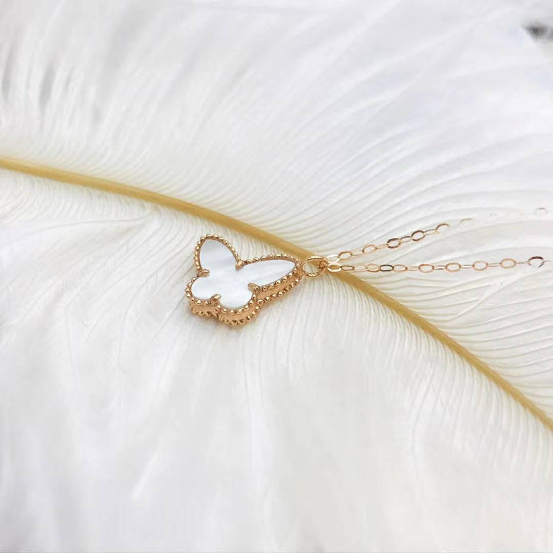 18K gold solid tiny 1cm butterfly pendant. Mother of pearl pendant, Necklace 18K gold solid fine chain, stamped Au750, 75% of gold