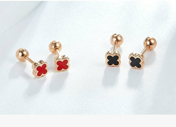 Screw back  18k gold solid clover earring studs. 18K gold Clover earring, 18K yellow gold, Au750 stamped, 75% of gold, 18K real gold, 0.98g