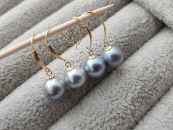 Akoya Pearl Dangle Earrings hooks,  Round AAAA Akoya Pearls 8-9mm, Natural gray blue, mirror luster, 18kt gold solid Au750, 75% of gold