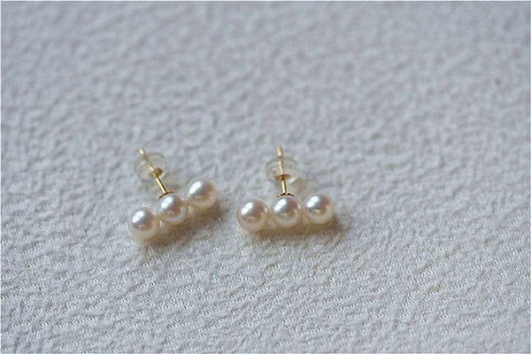 Genuine 18K gold solid earring studs, Au750 stamped, 75% of gold  fresh water white pink pearls, pearl climber earring