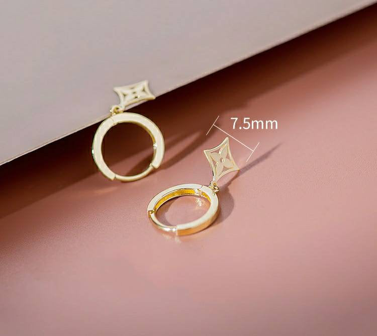 Genuine mini tiny 14k gold solid clover  earring hoops.  14K yellow gold,Au585 stamped gold, dangle earring
