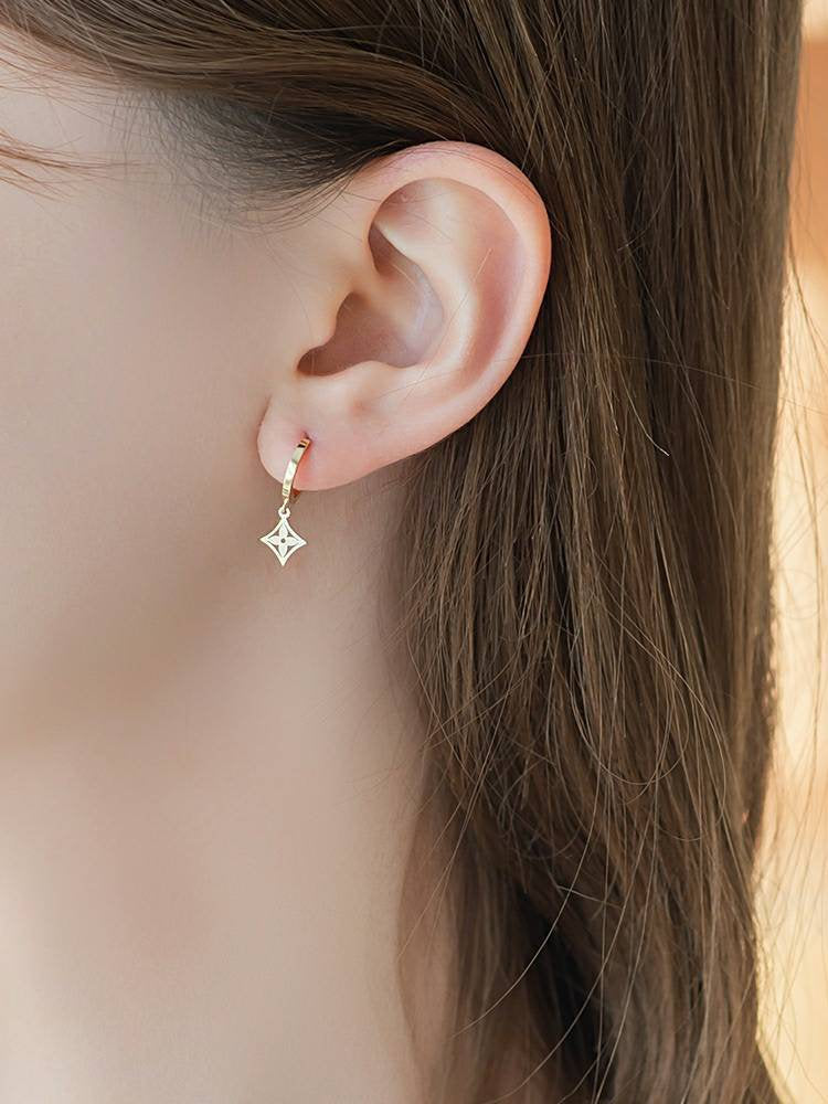 Genuine mini tiny 14k gold solid clover  earring hoops.  14K yellow gold,Au585 stamped gold, dangle earring